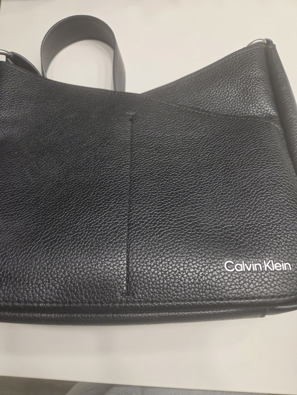 Calvin Klein Women’s Black Leather Shoulder Bag